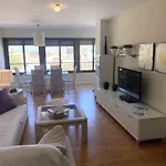 Cozy In A Beachfront Complex Apartment