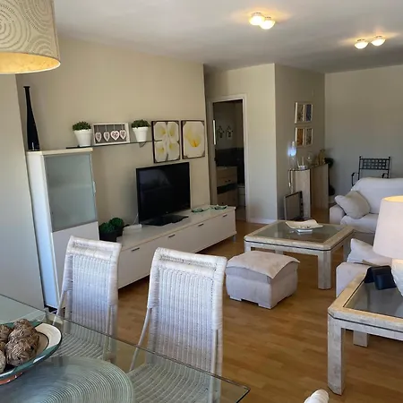 Apartment Cozy In A Beachfront Complex *