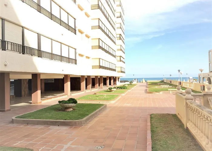 Cozy In A Beachfront Complex Apartamento